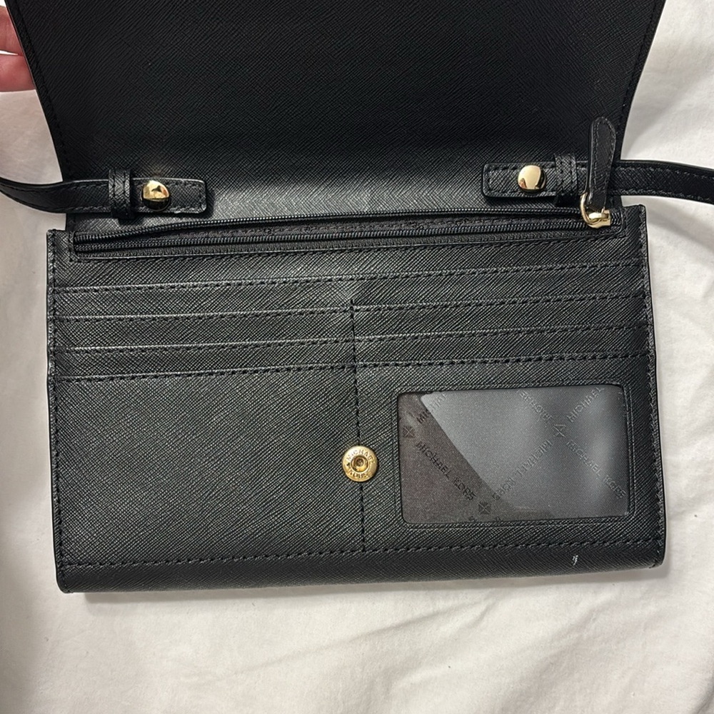 Michael Kors Black Saffiano Leather Bag with removable strap - Picture 7 of 9